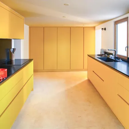 Lovely In * بورْتِكْسْيو