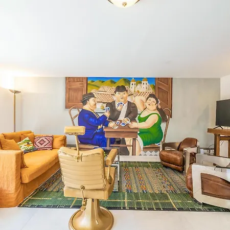 Semesterbostad Lovely In *