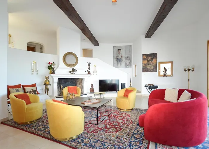 Lovely In 度假居 *